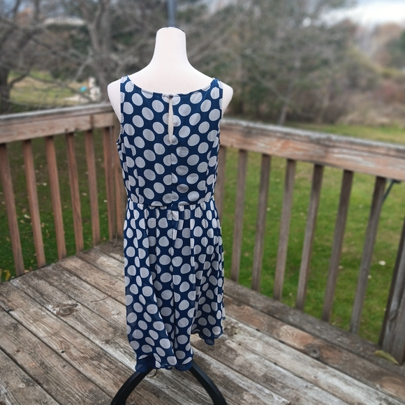 Roz & Ali Navy Blue & Ivory Polka Dot Sleeveless Dress Size 12 - Picture 3 of 5